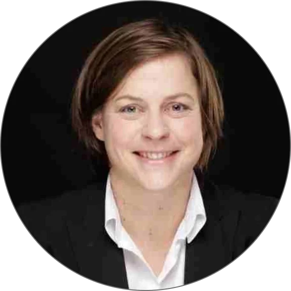 Portrait Annika Loewe, FCA, Fiat Chrysler Automobiles